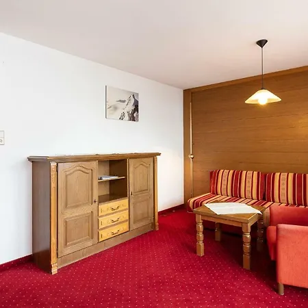 Zirmhof Apartment *